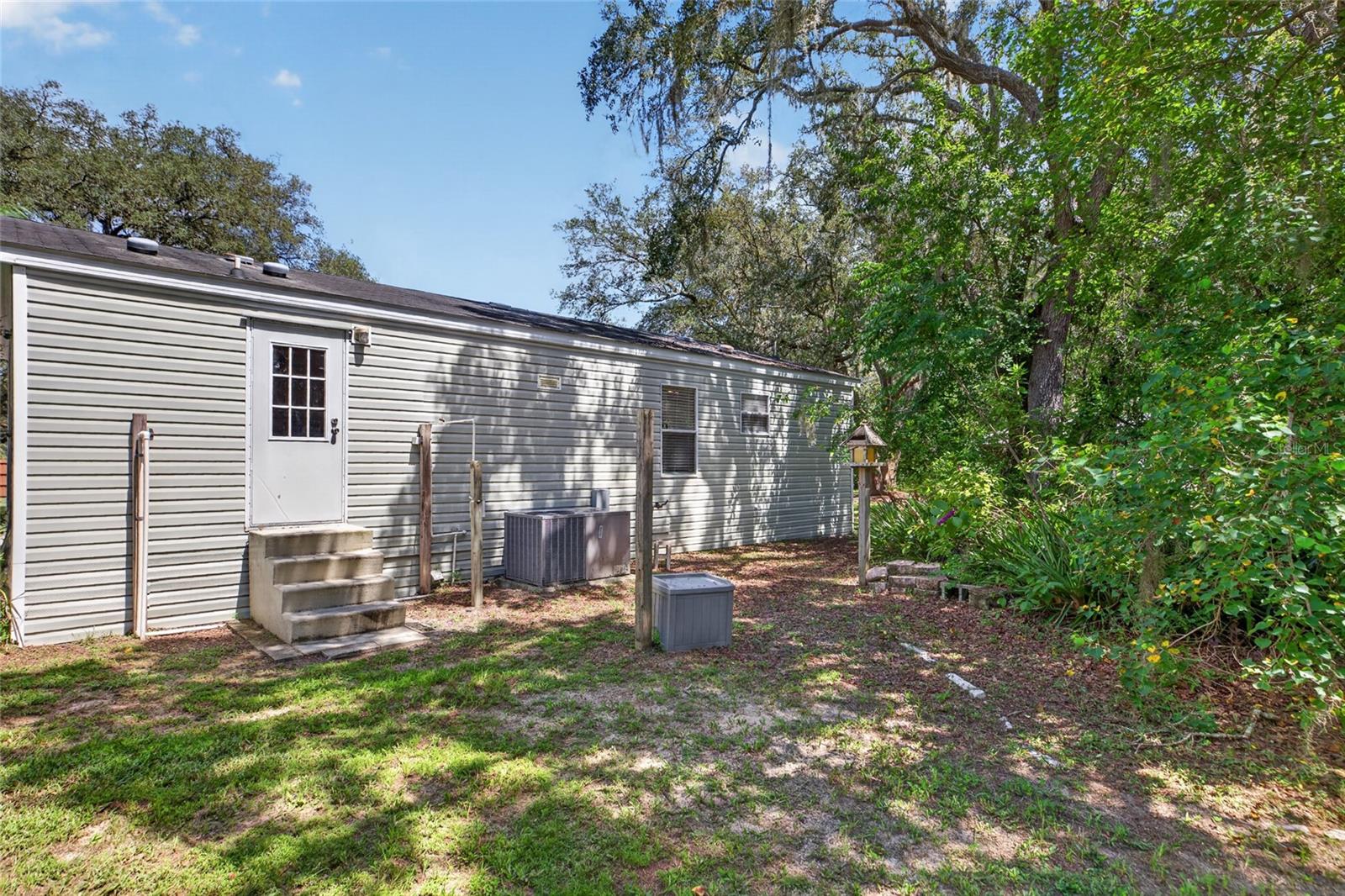 15620 HAYS RD