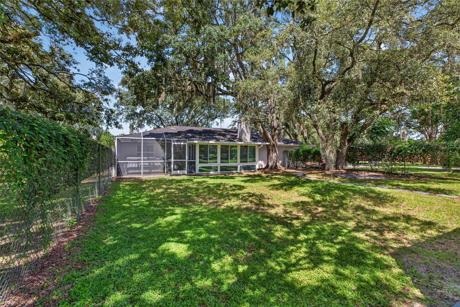 15620 HAYS RD