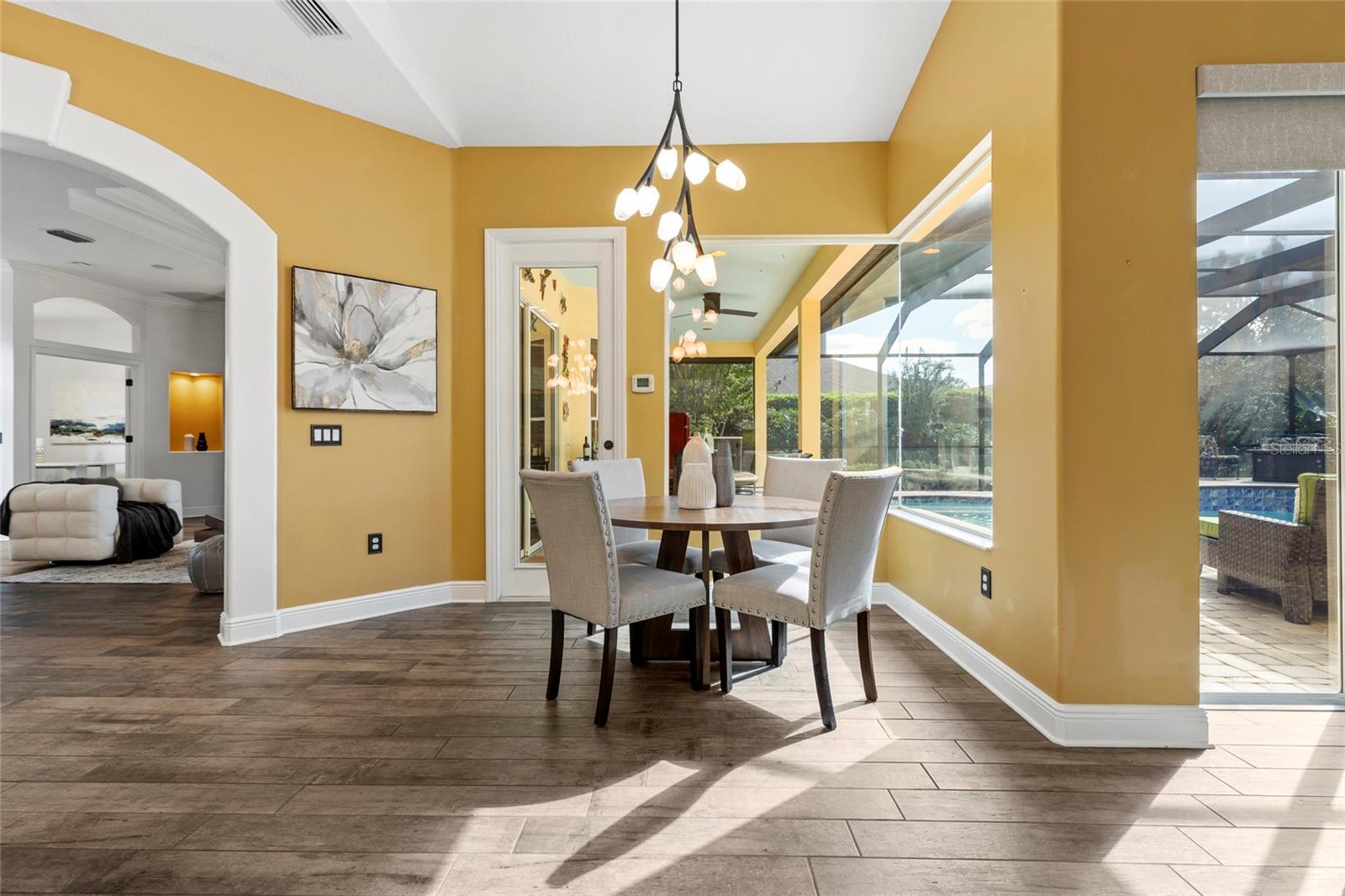 19614 EAGLE CREST DR