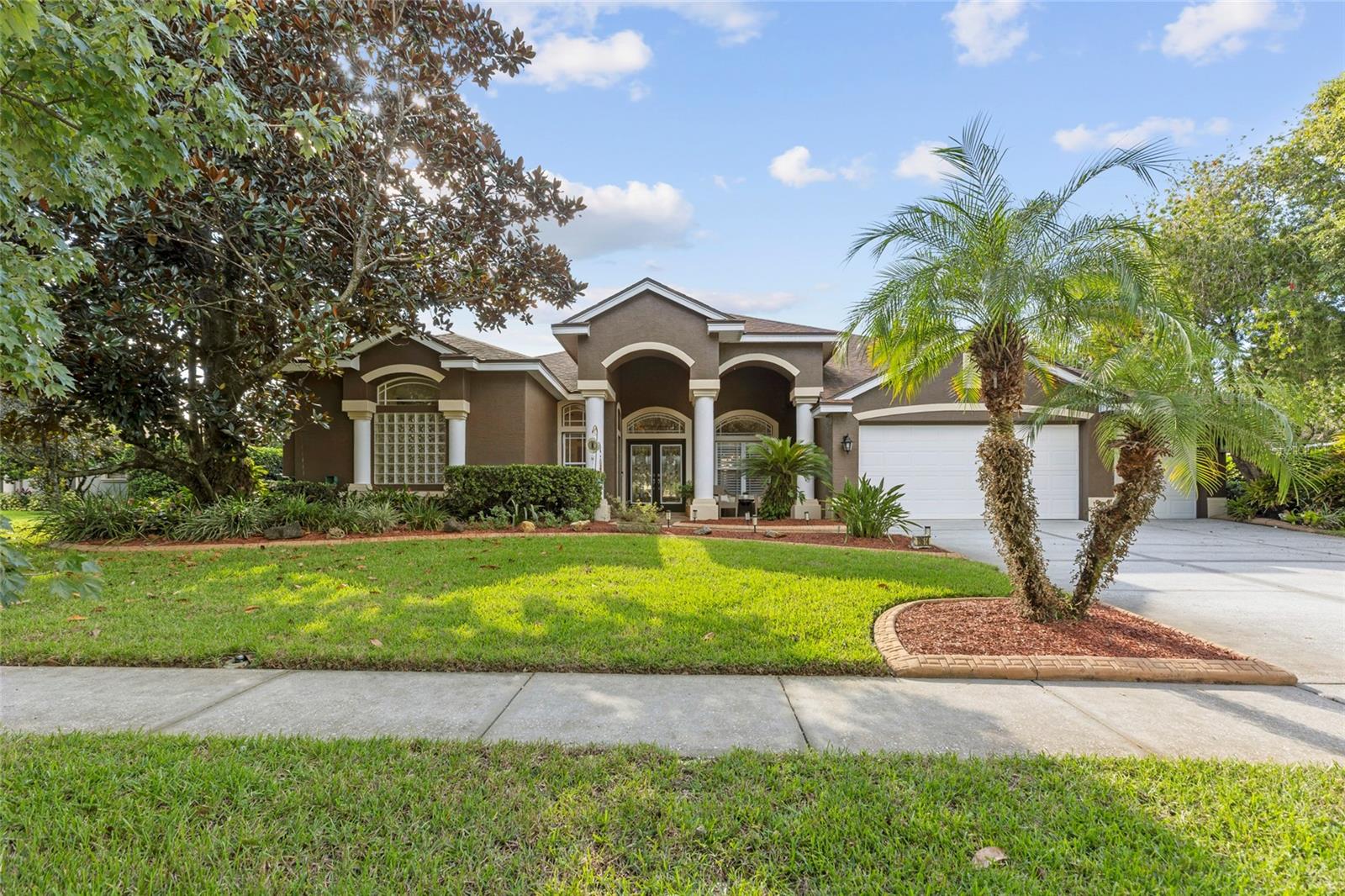 19614 EAGLE CREST DR