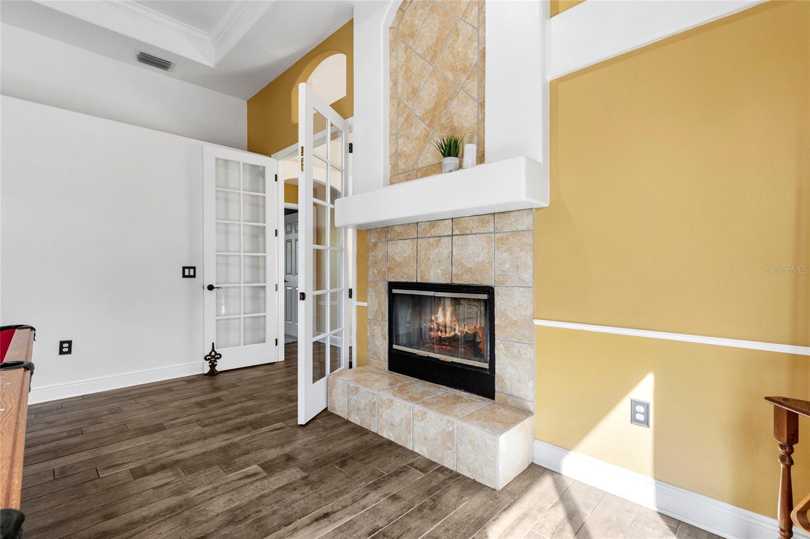 19614 EAGLE CREST DR