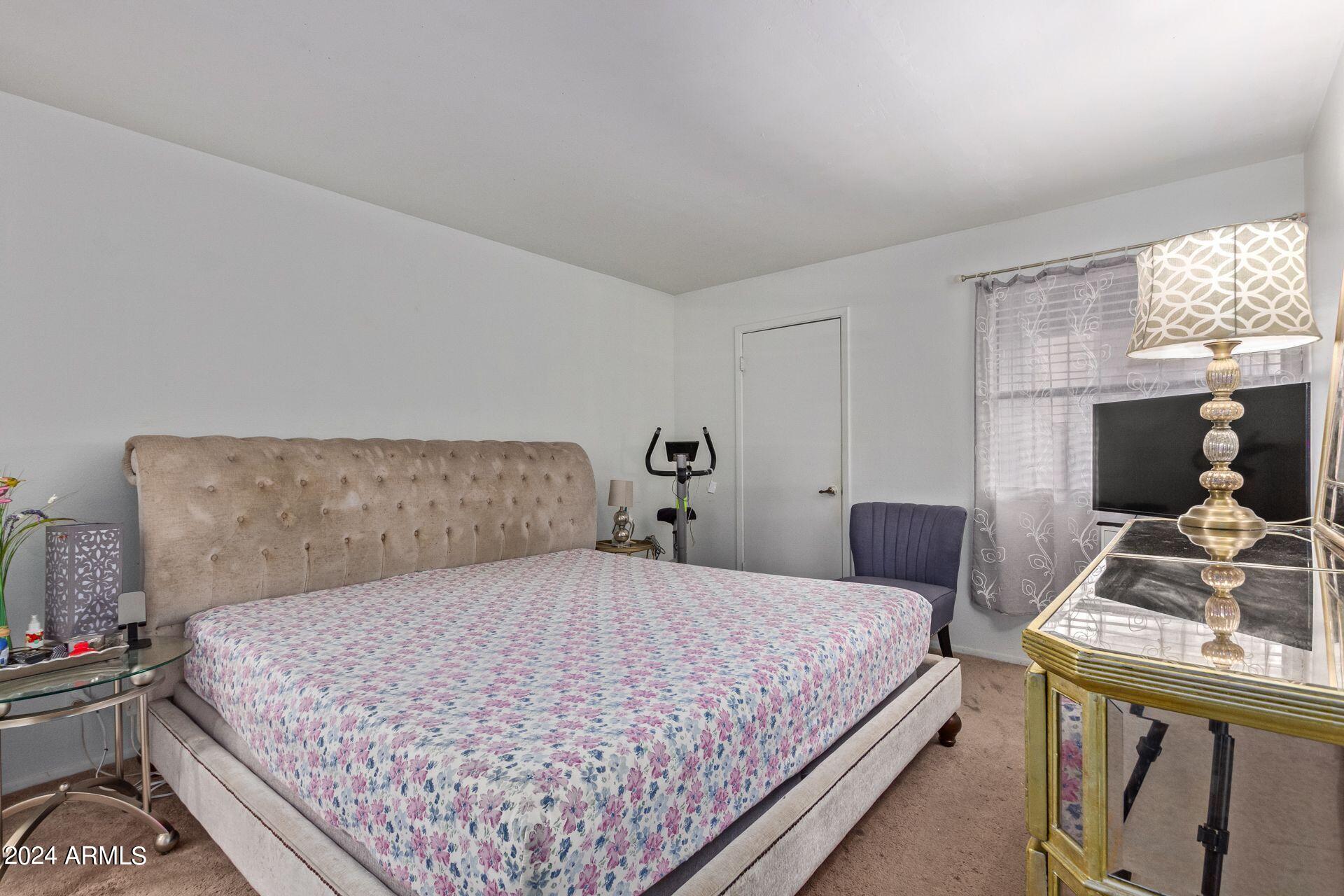1730 W EMELITA Avenue, 1101