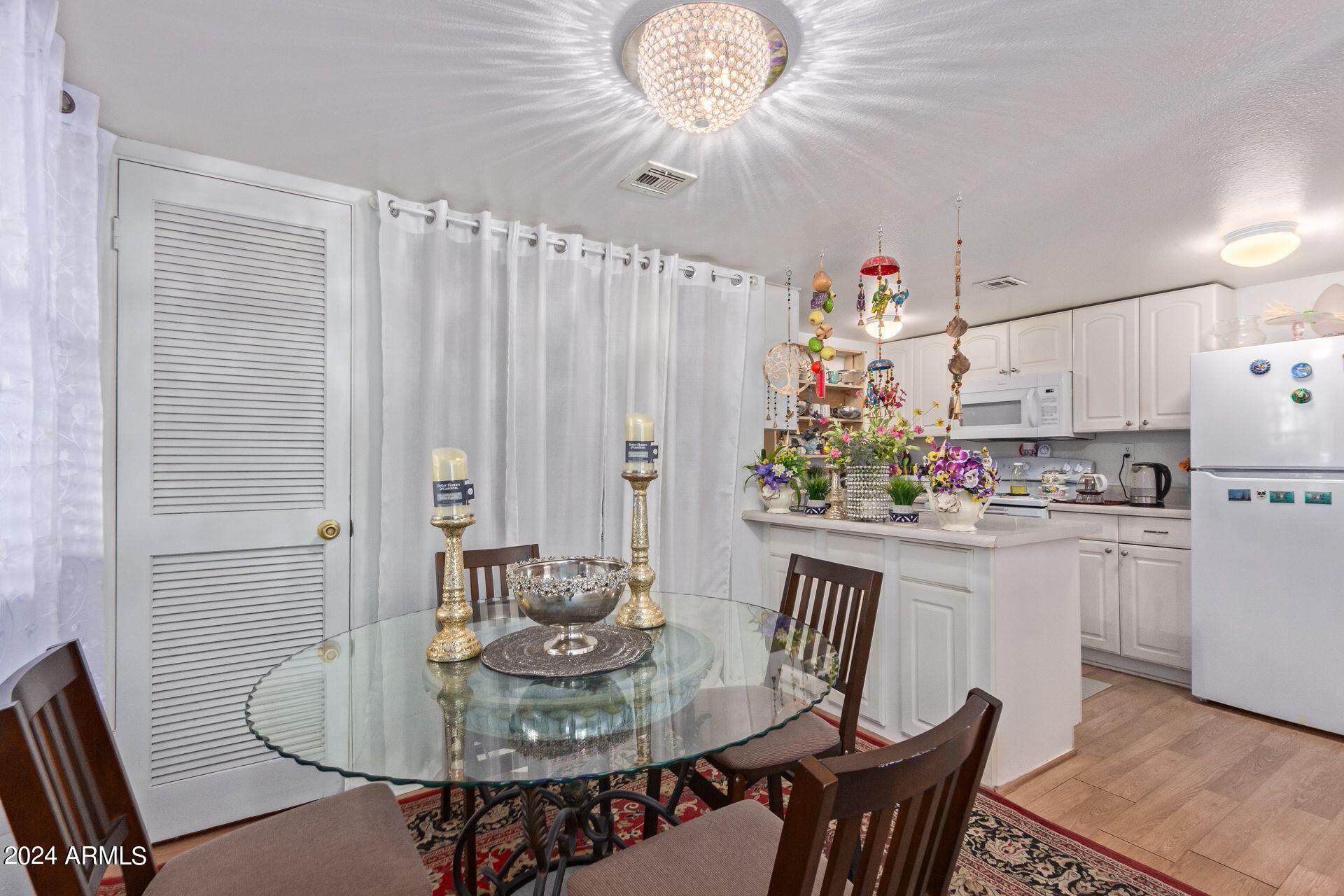 1730 W EMELITA Avenue, 1101