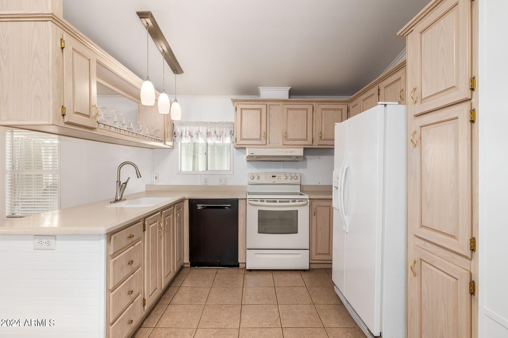 601 N HAYDEN Road 40