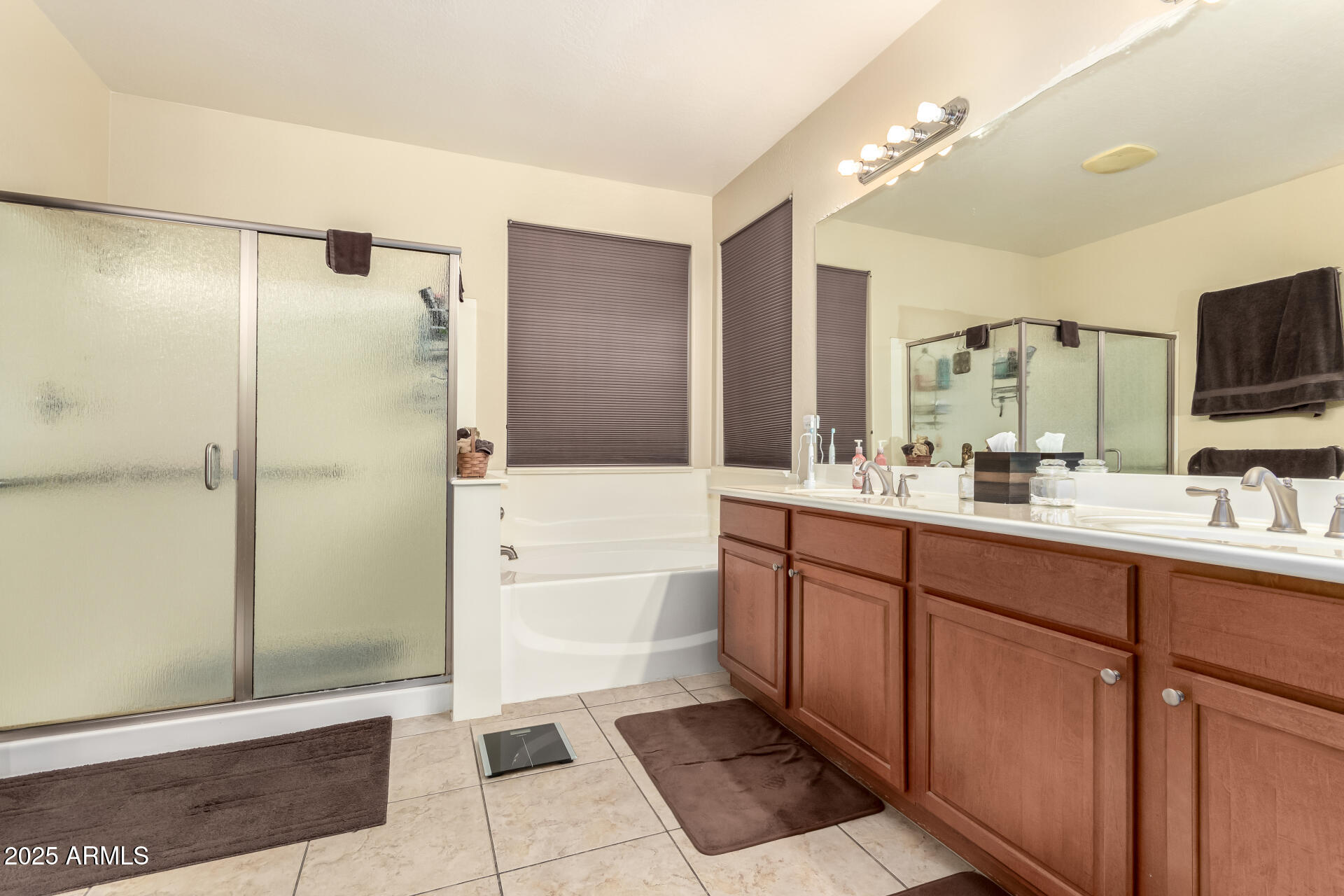 5128 W PEDRO Lane