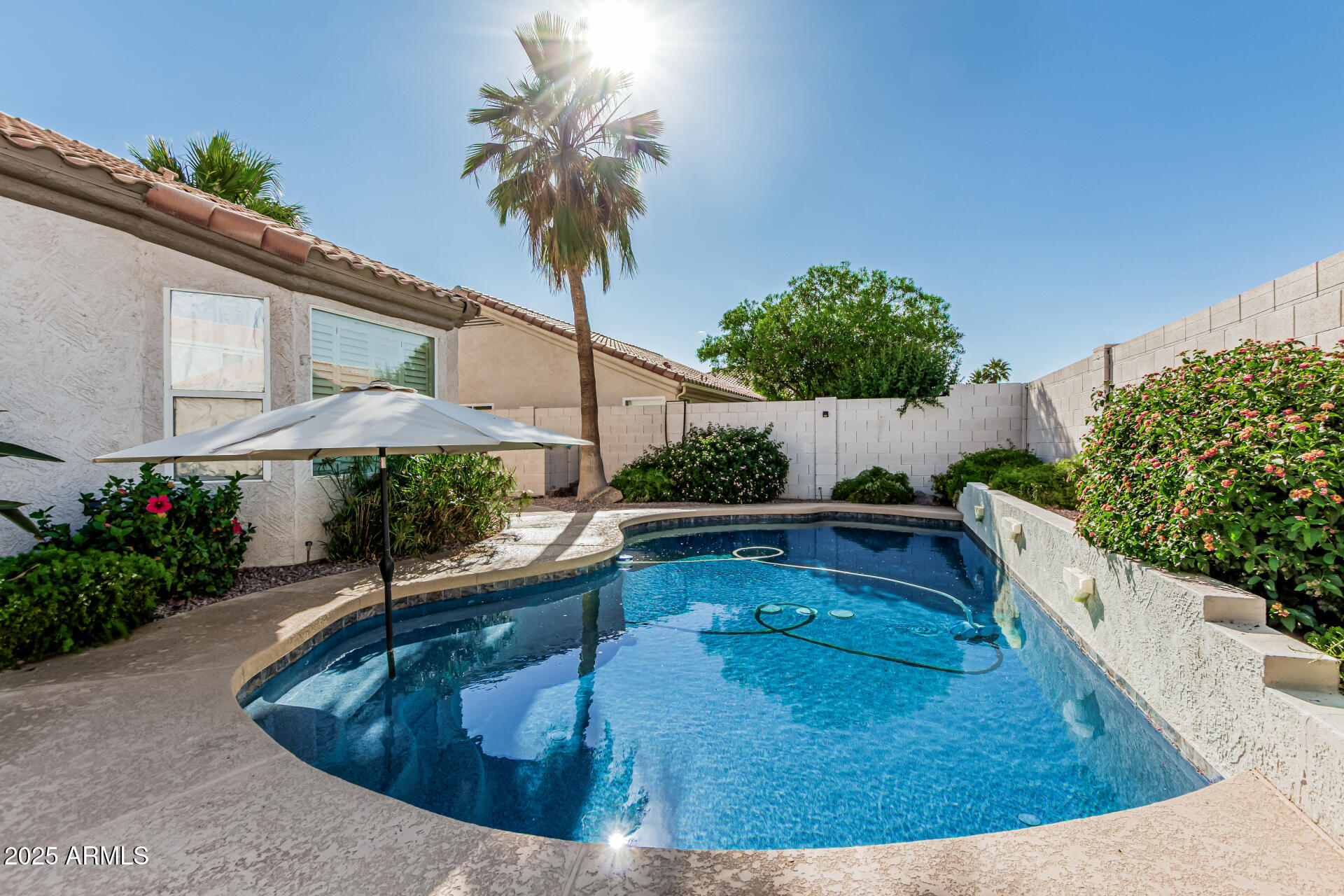 7130 E LAGUNA AZUL Avenue