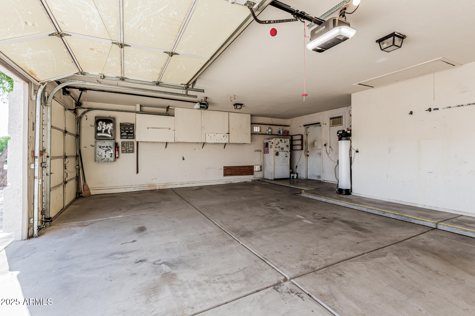 7130 E LAGUNA AZUL Avenue