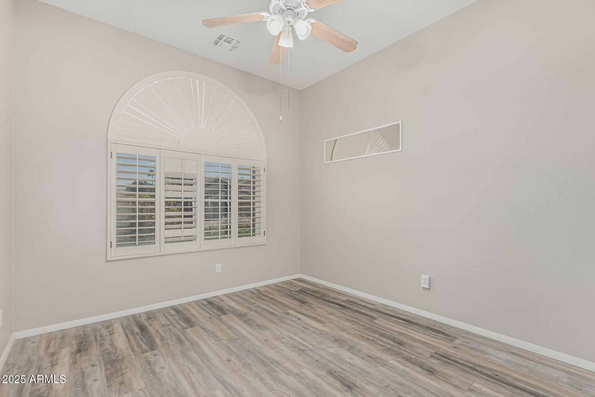 7130 E LAGUNA AZUL Avenue