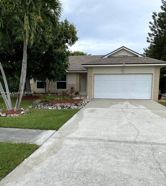 1318 Bayport Ave # 0