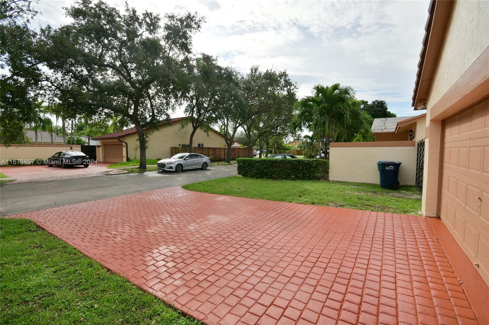 9014 SW 150th Ave
