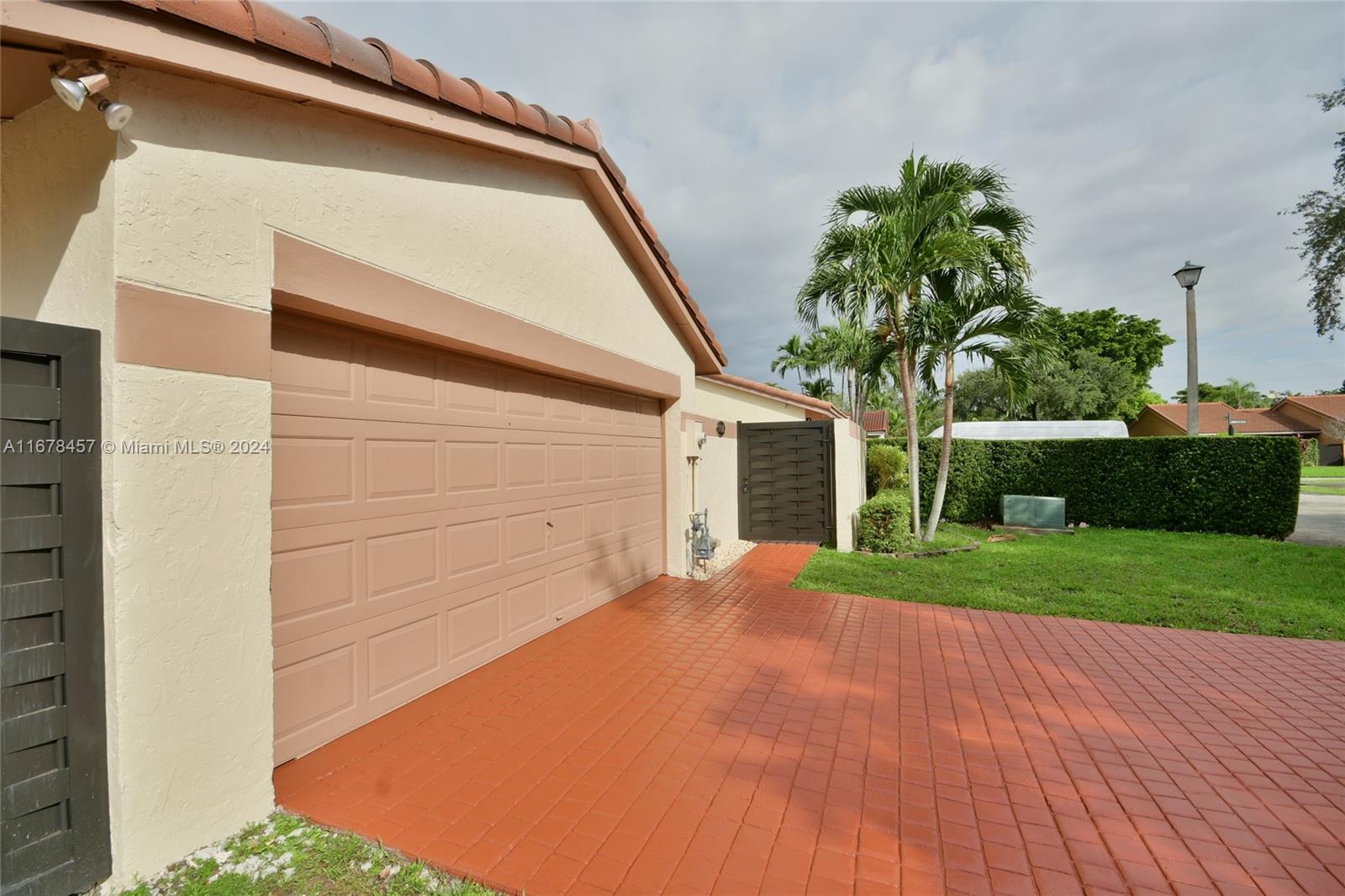 9014 SW 150th Ave