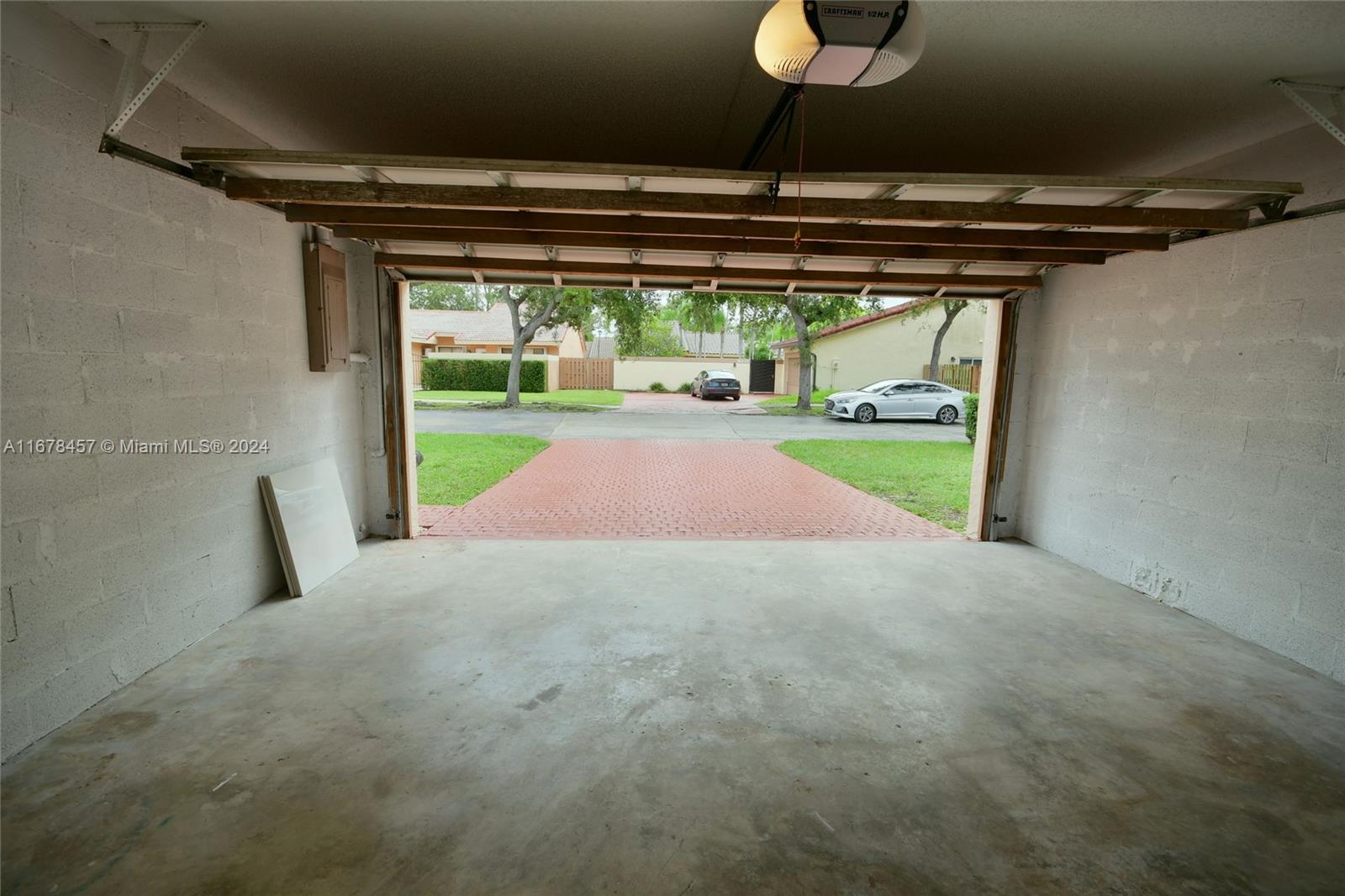 9014 SW 150th Ave