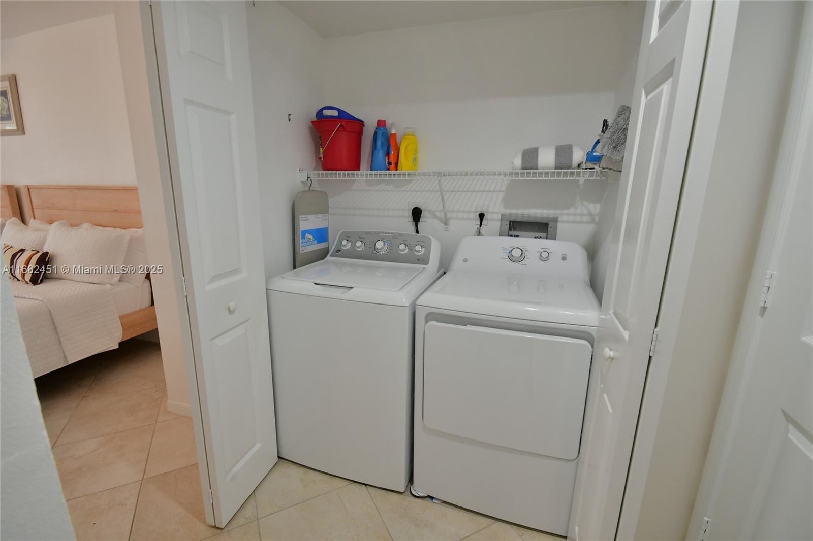 2080 S Ocean Dr # 1610
