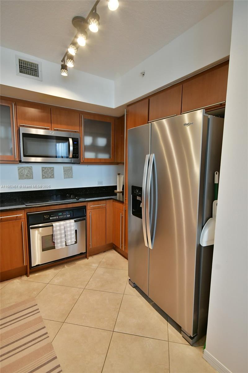 2080 S Ocean Dr # 1610