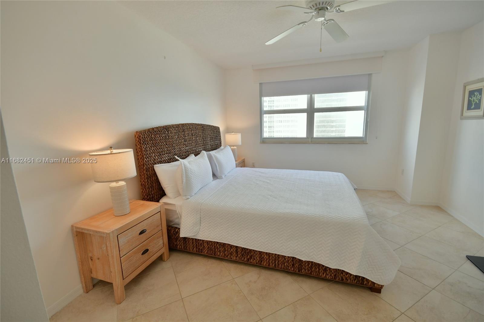 2080 S Ocean Dr # 1610