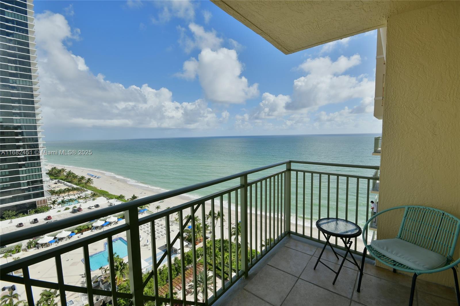 2080 S Ocean Dr # 1610