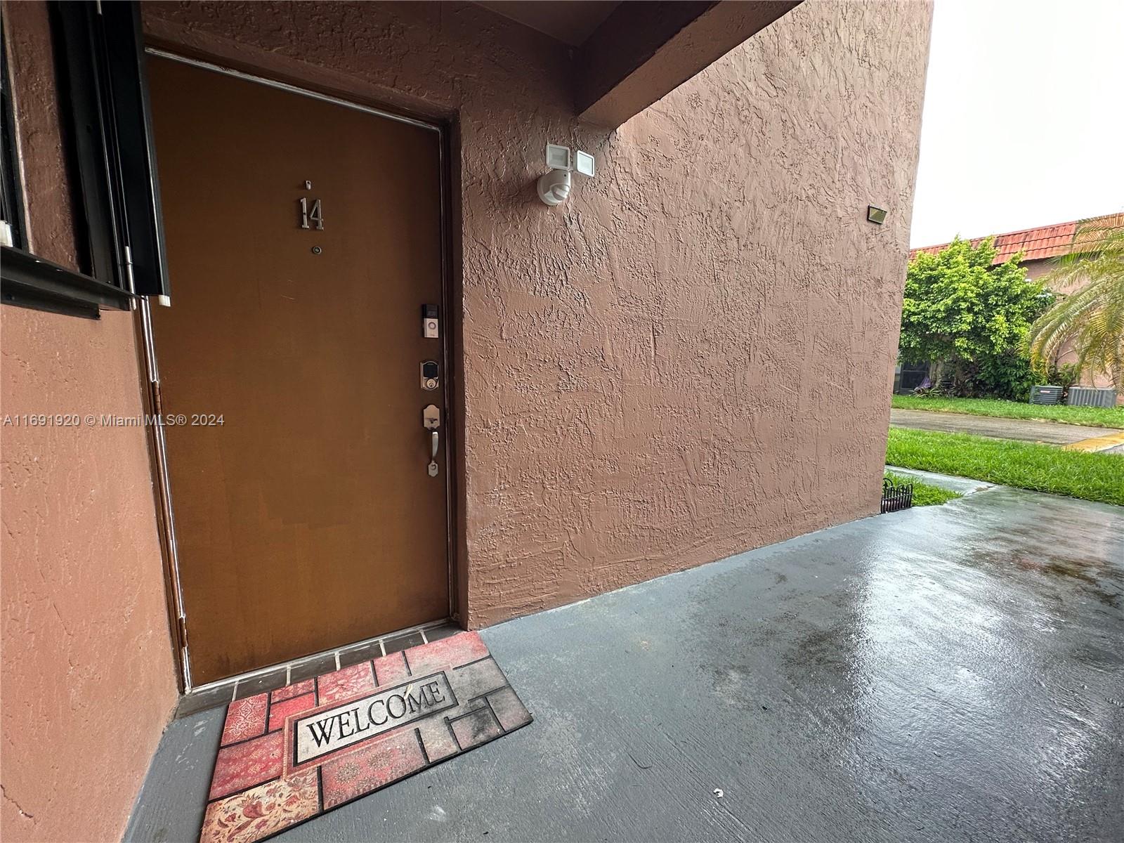 6480 W 27th Ct # 54 Unit: 14-54