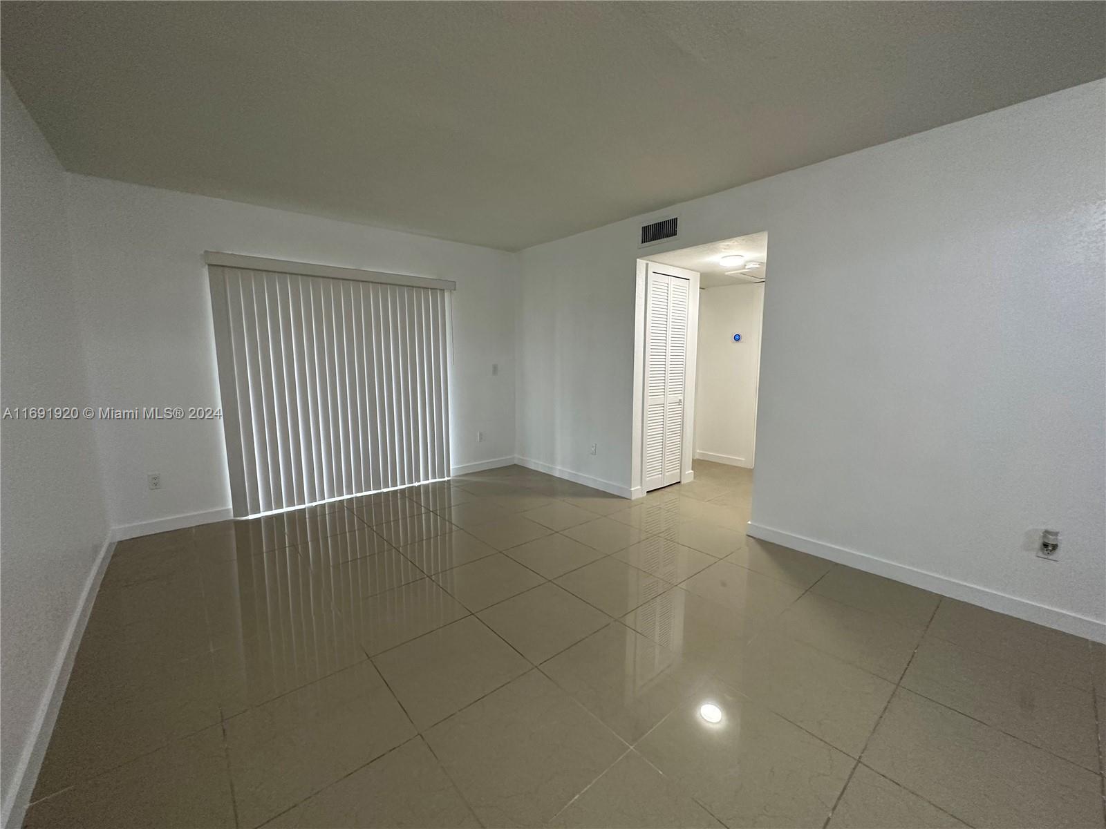 6480 W 27th Ct # 54 Unit: 14-54