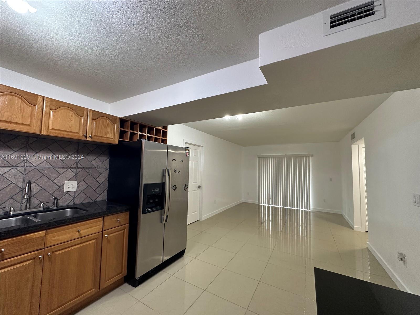 6480 W 27th Ct # 54 Unit: 14-54