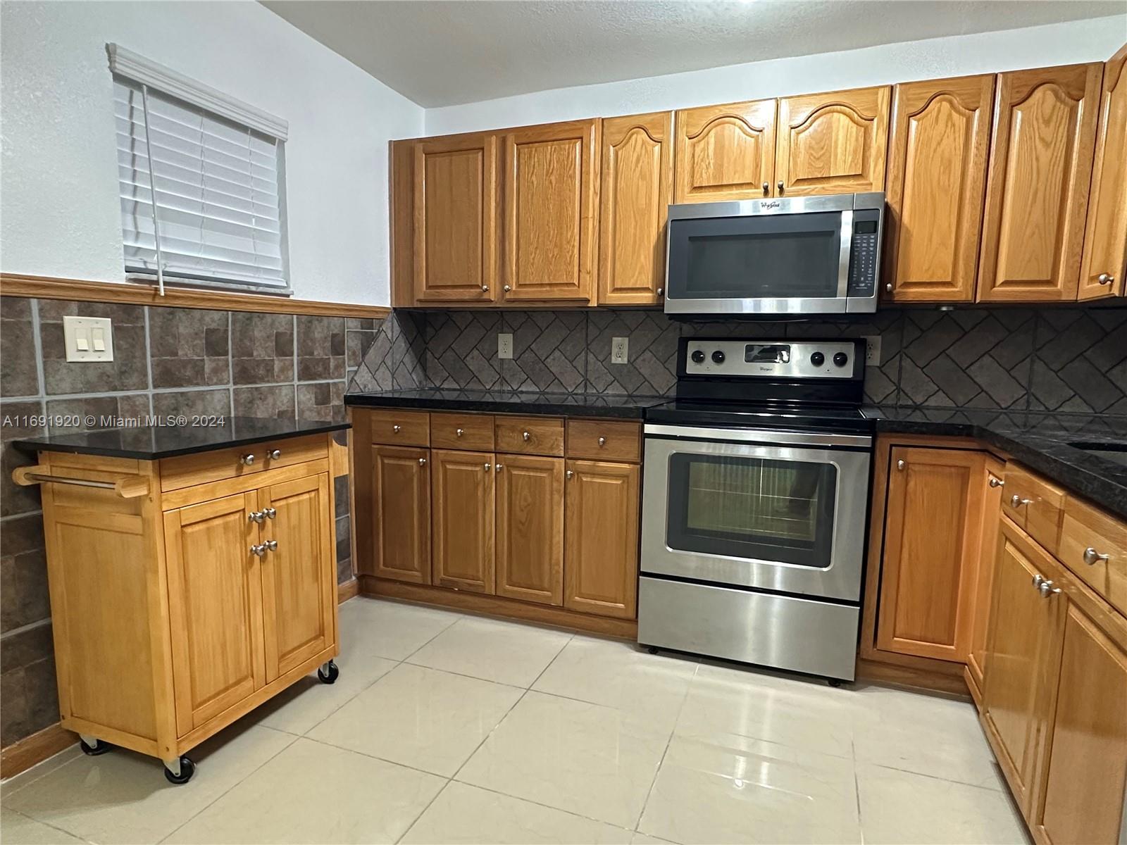 6480 W 27th Ct # 54 Unit: 14-54