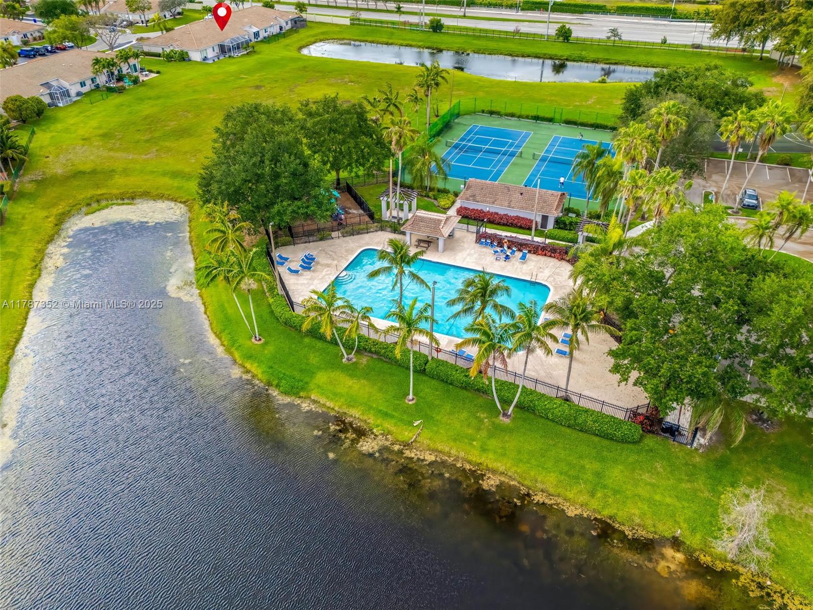 1751 SW 116th Way