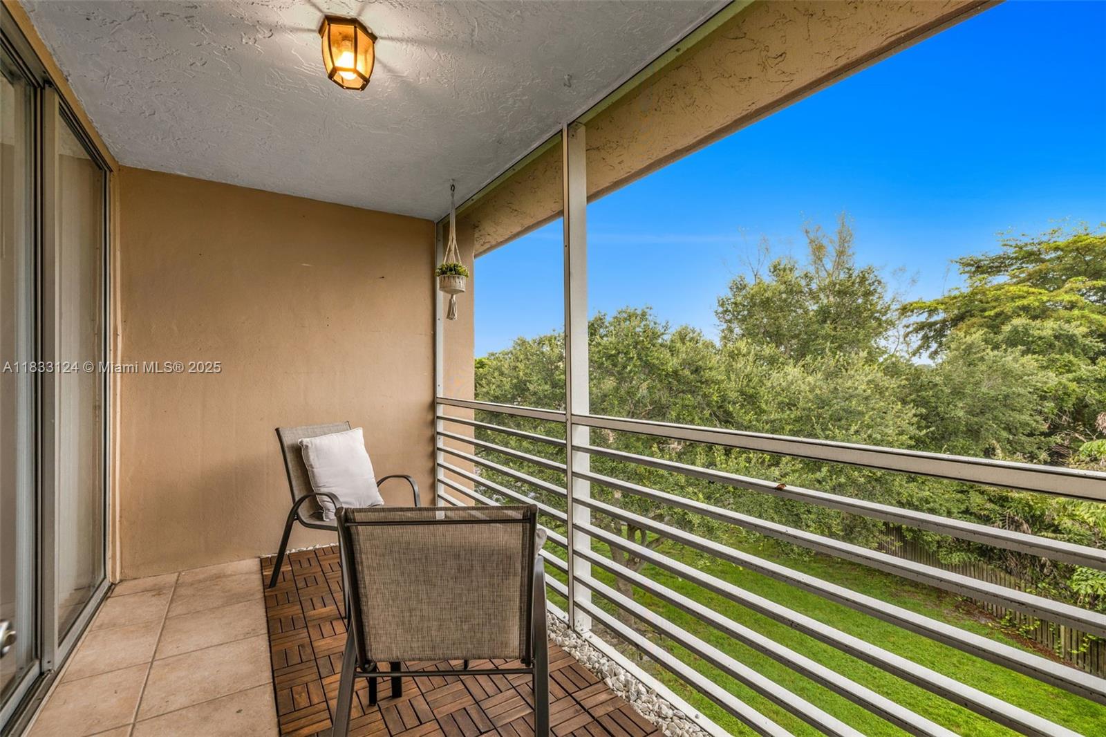 9460 Live Oak Pl # 407