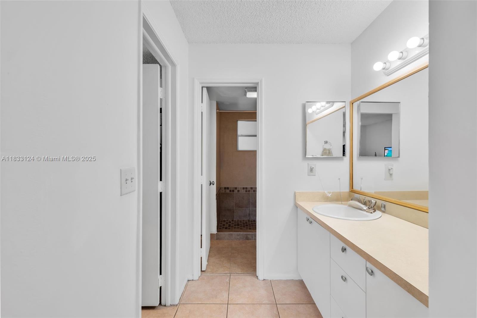9460 Live Oak Pl # 407