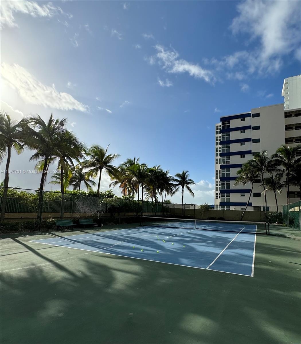 2080 S Ocean Dr # 1711