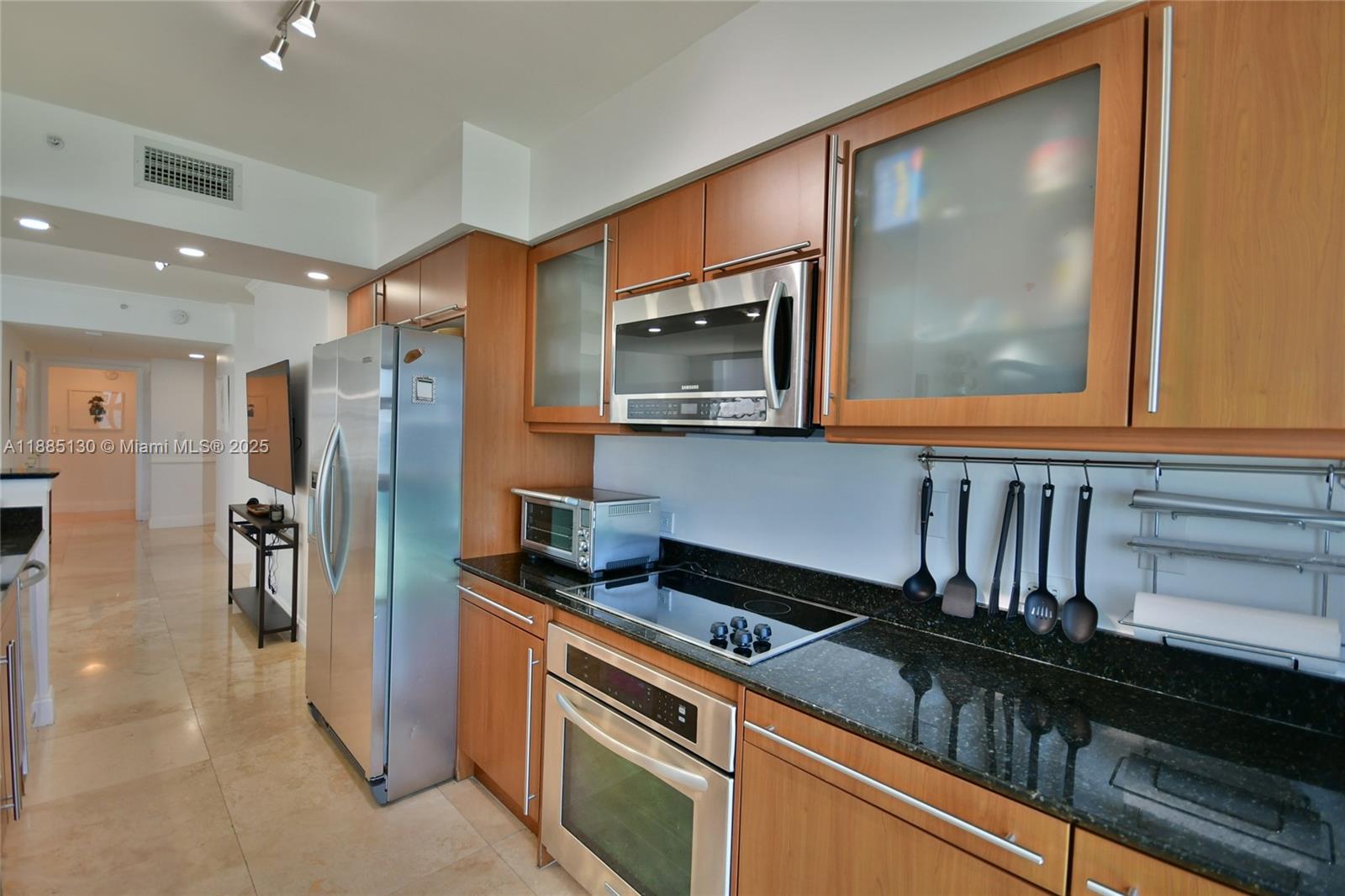 2080 S Ocean Dr # 1111
