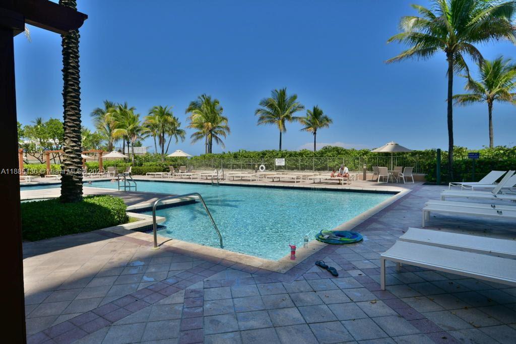 2080 S Ocean Dr # 1111