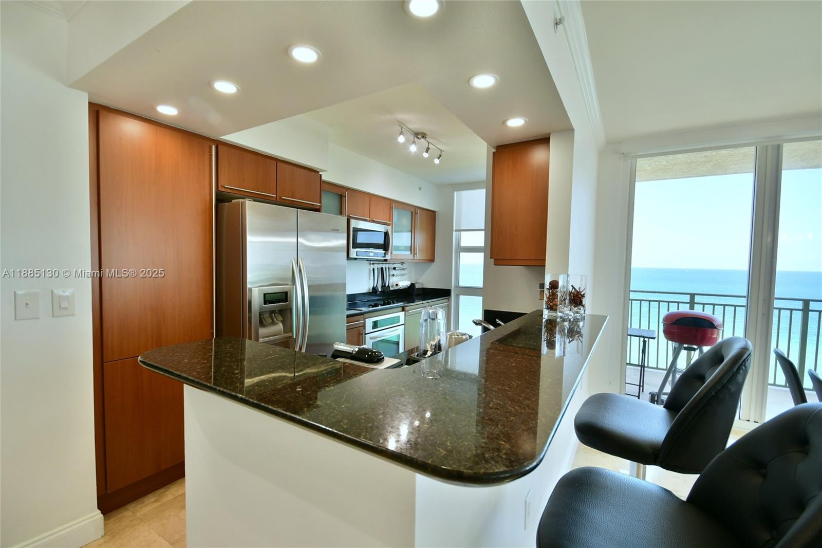 2080 S Ocean Dr # 1111
