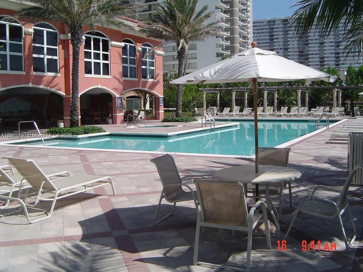 2080 S Ocean Dr # 1111