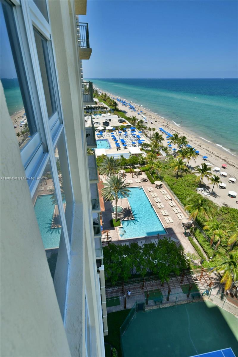 2080 S Ocean Dr # 1111