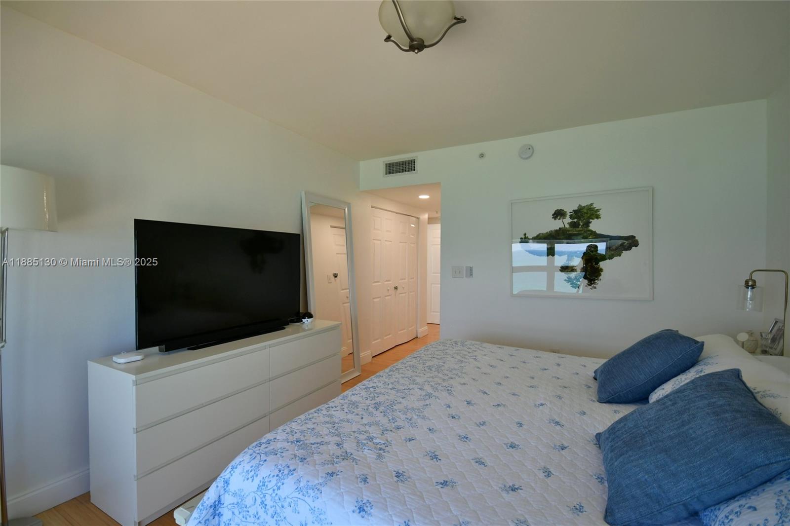 2080 S Ocean Dr # 1111