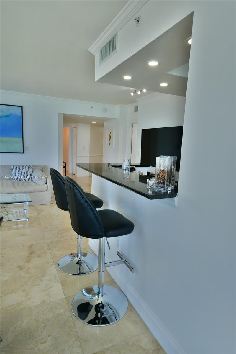2080 S Ocean Dr # 1111