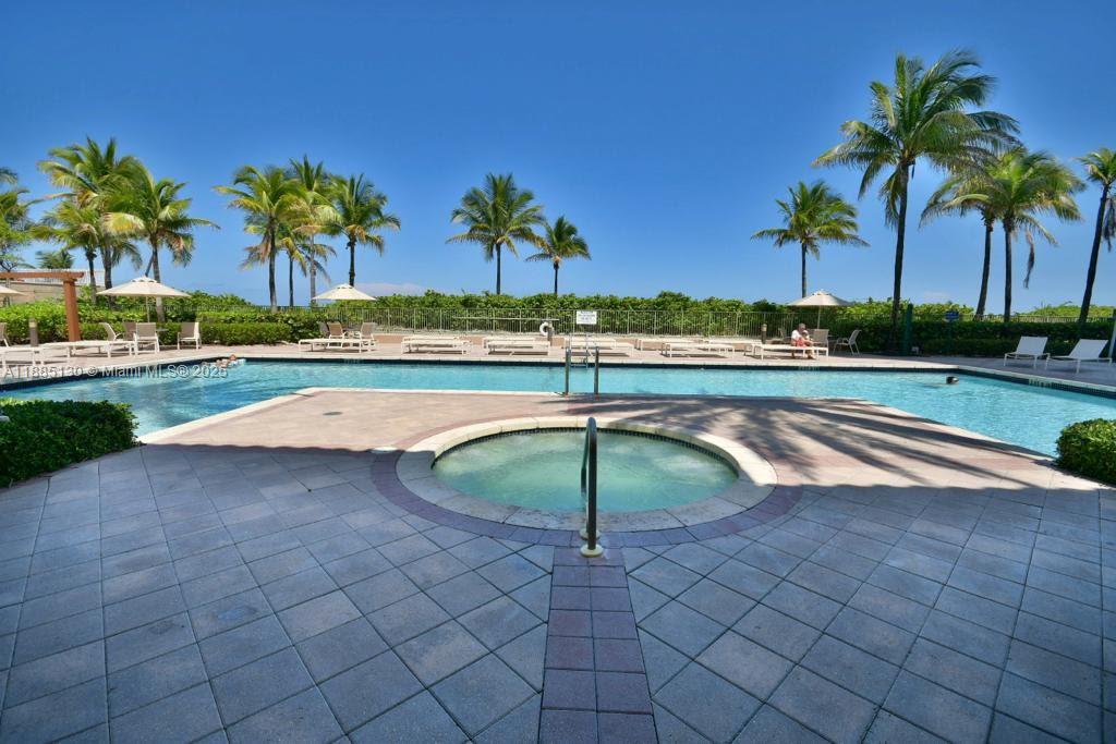 2080 S Ocean Dr # 1111