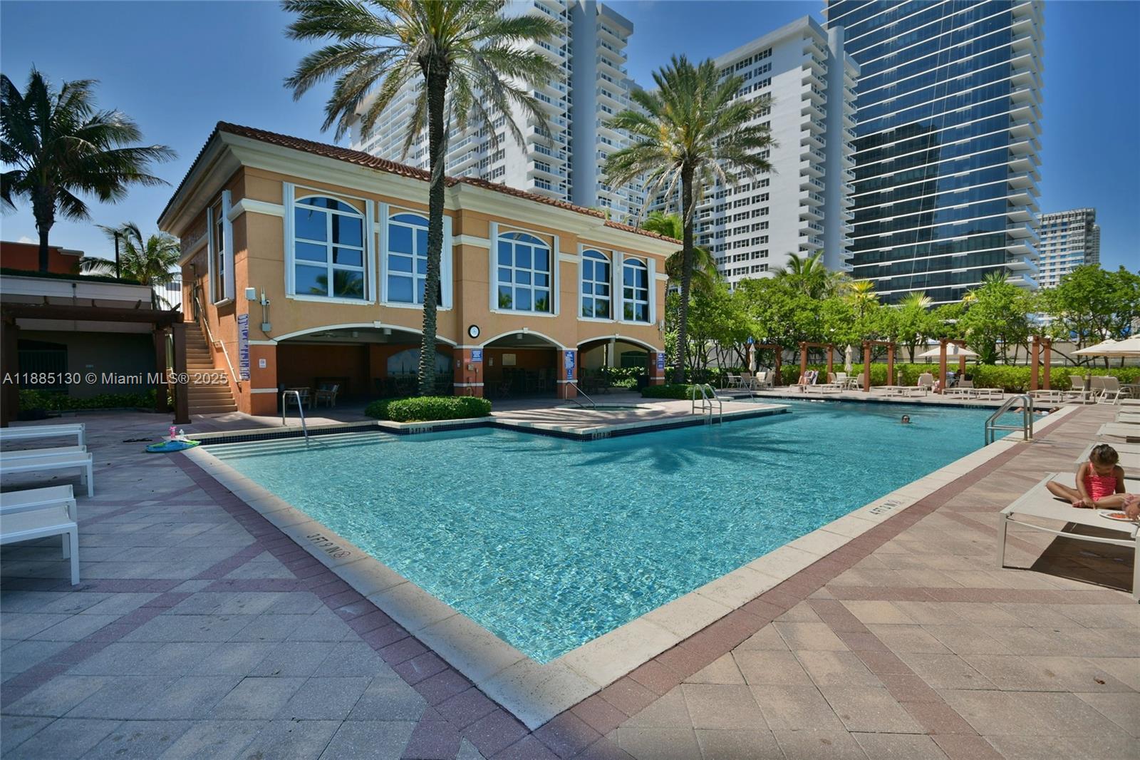2080 S Ocean Dr # 1111