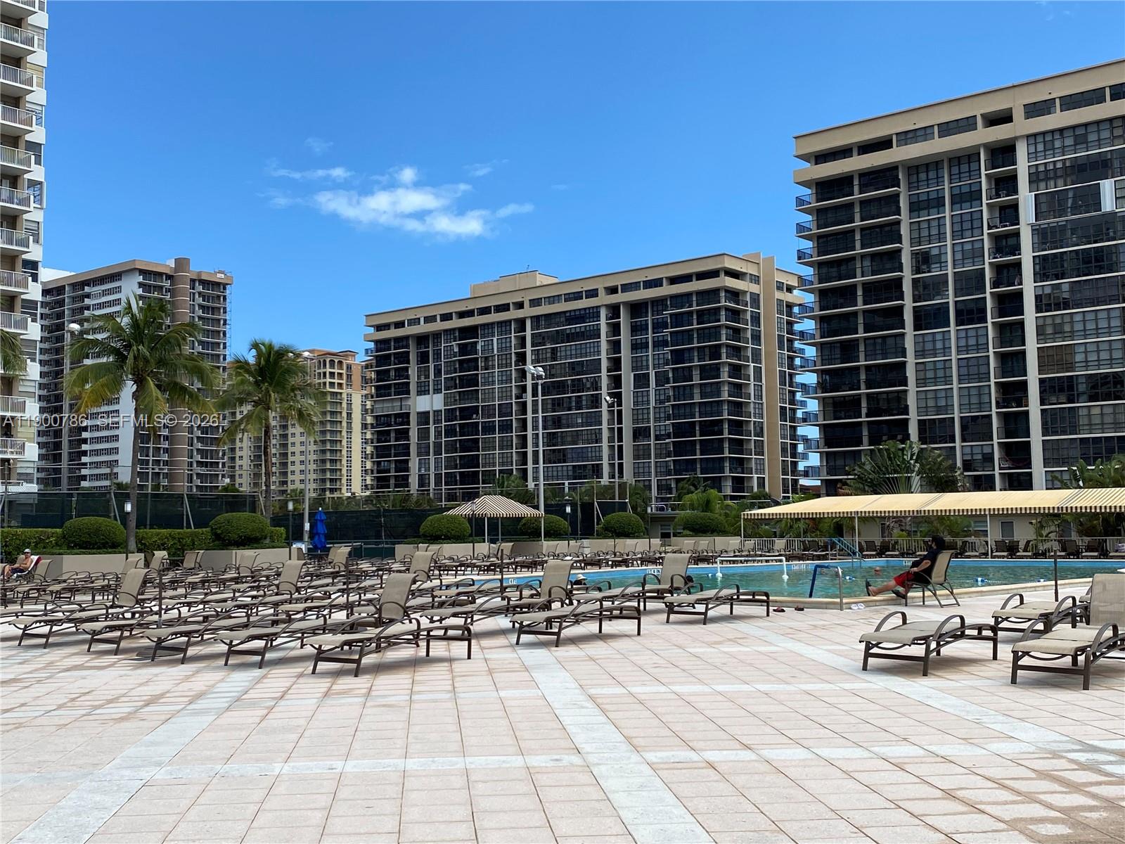 1965 S Ocean Dr # 8B