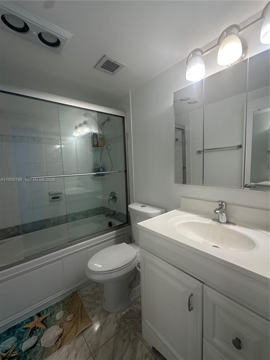 1965 S Ocean Dr # 8B