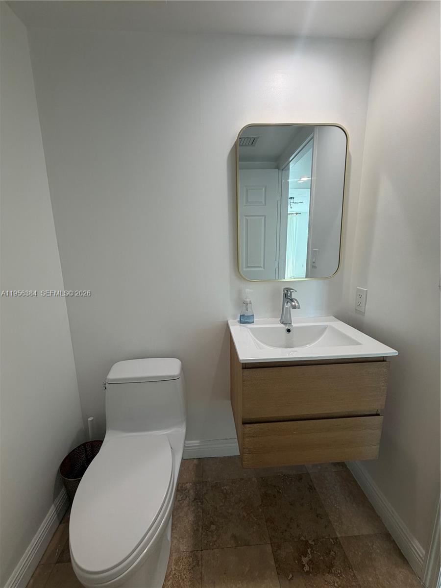 1755 E Hallandale Beach Blvd Unit: 304E