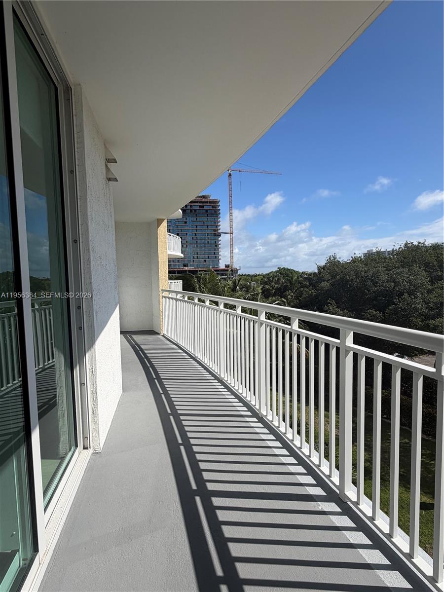 1755 E Hallandale Beach Blvd Unit: 304E