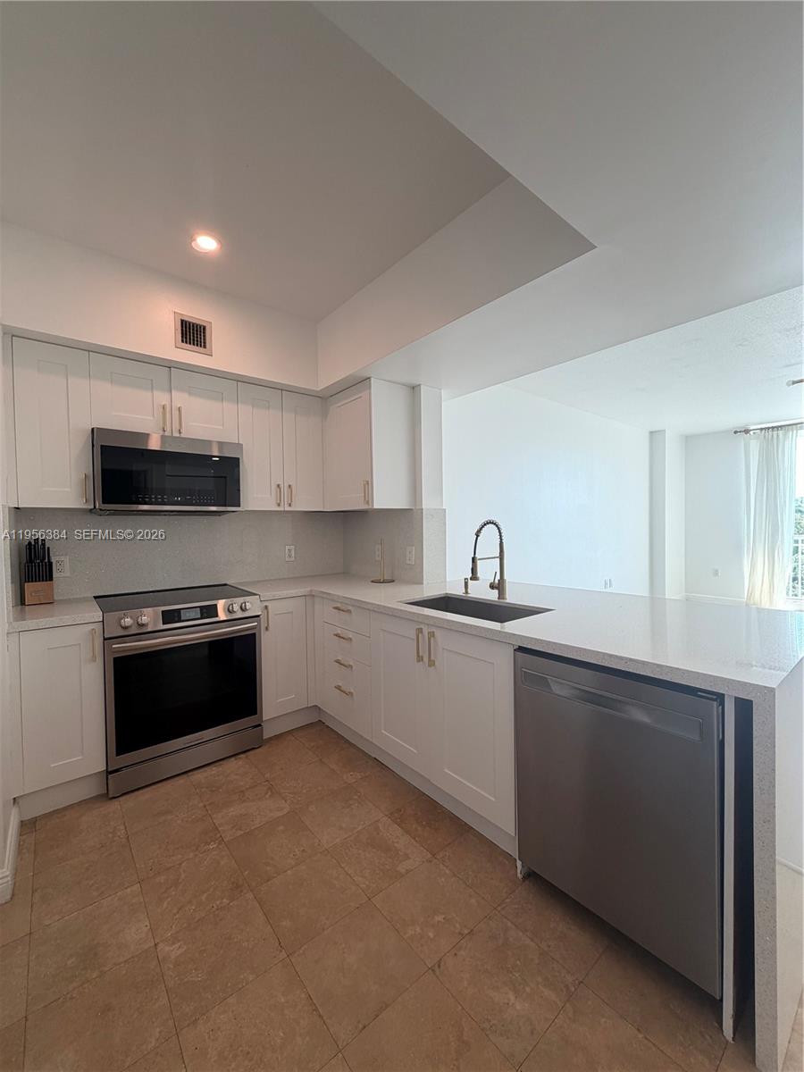 1755 E Hallandale Beach Blvd Unit: 304E