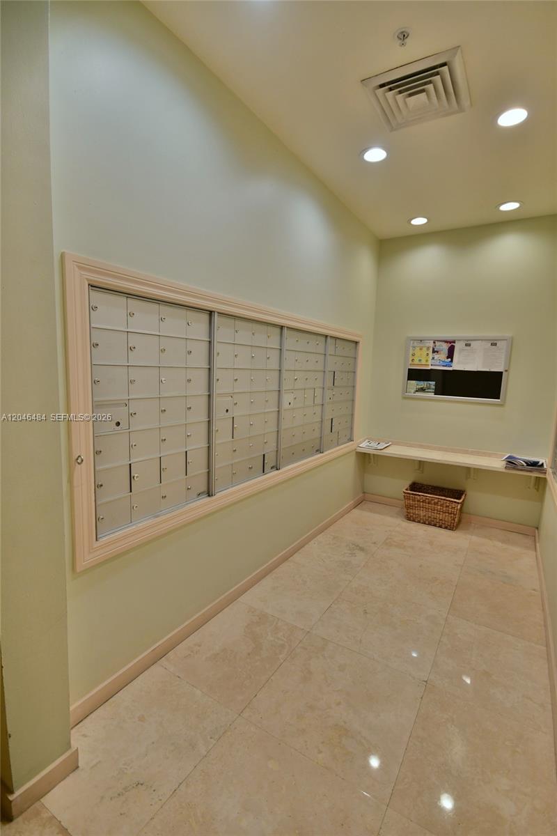 2080 S Ocean Dr # 1711