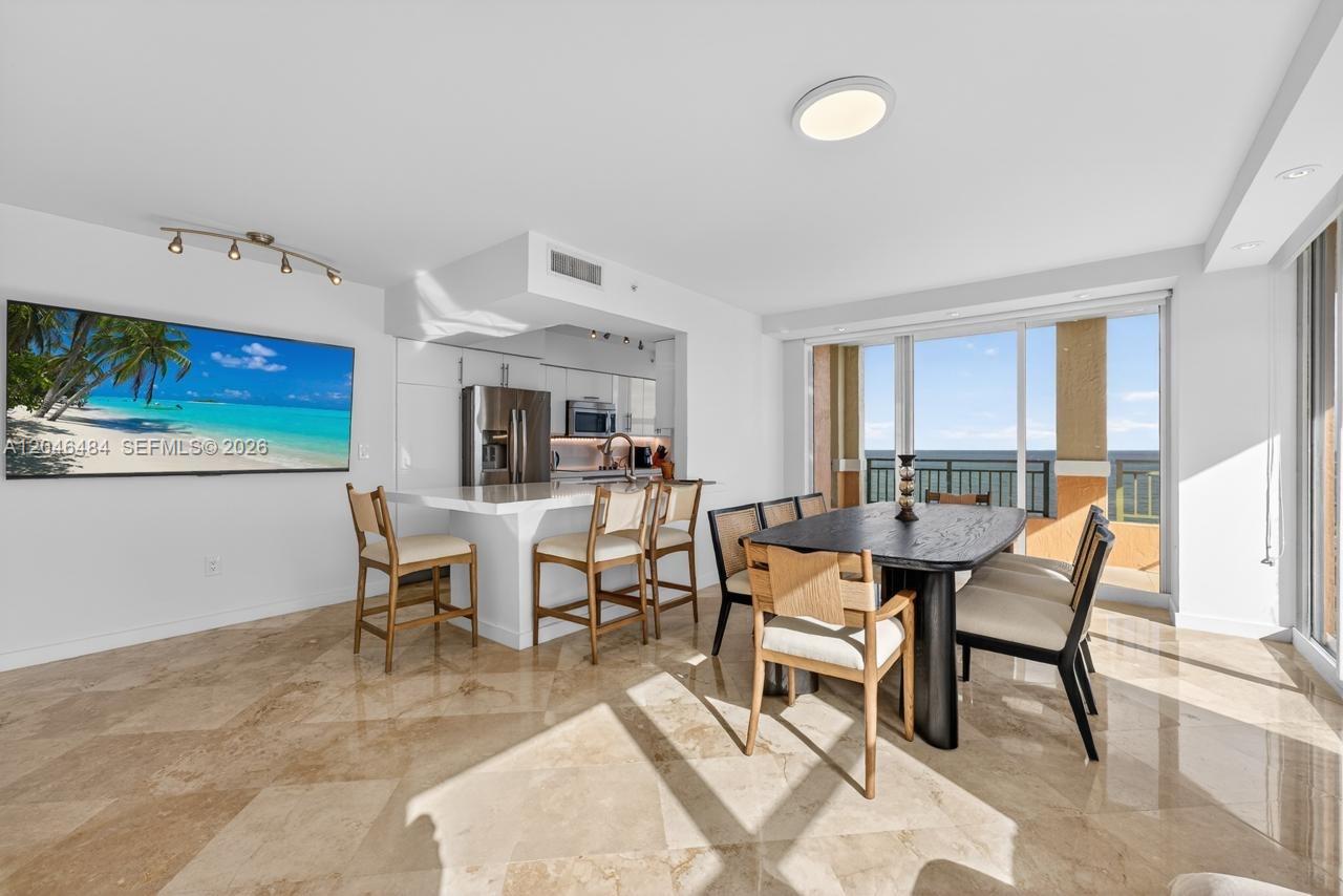 2080 S Ocean Dr # 1711