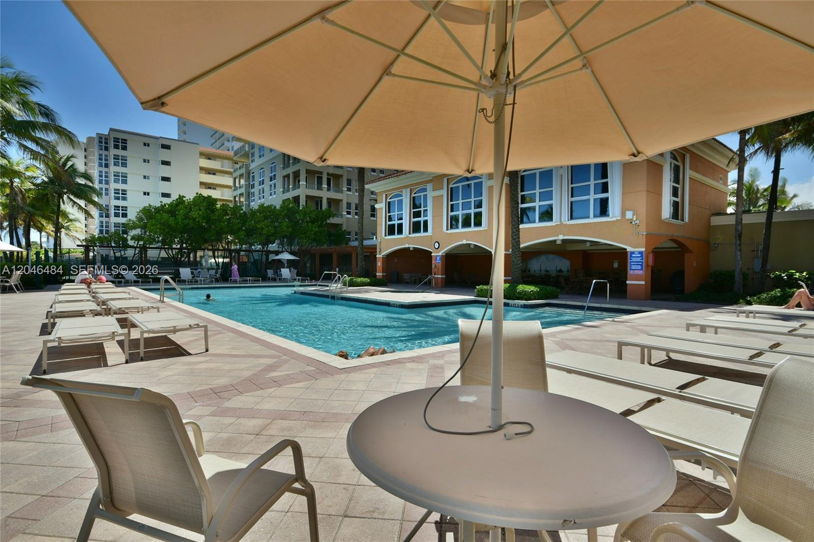 2080 S Ocean Dr # 1711