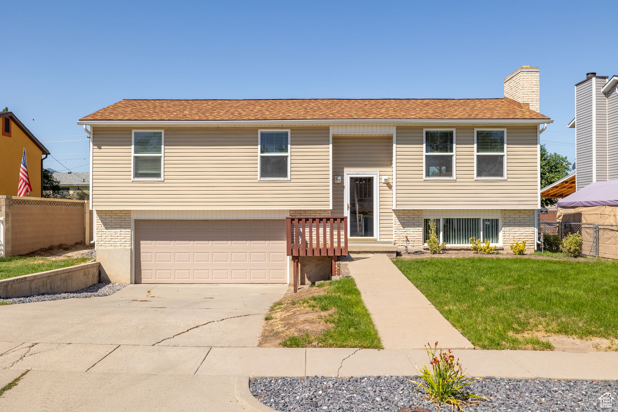 3380 S GREENMONT DR