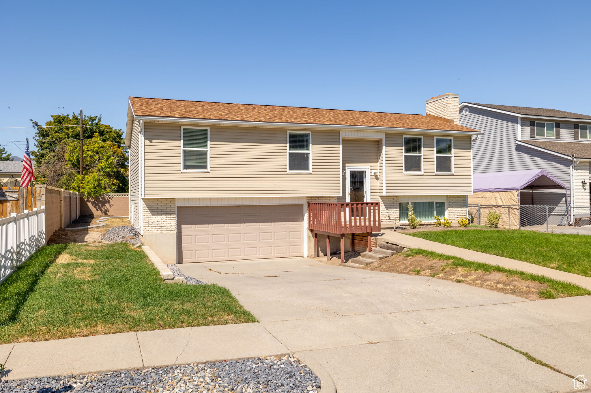 3380 S GREENMONT DR