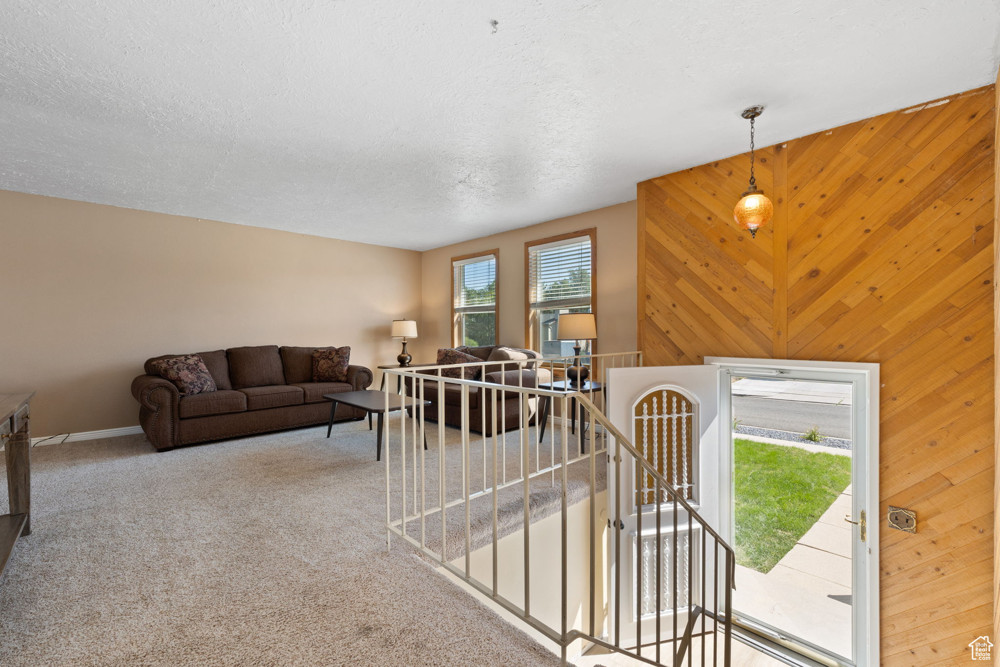 3380 S GREENMONT DR