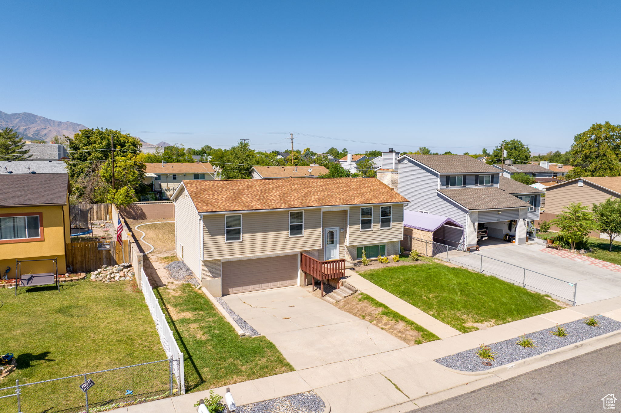 3380 S GREENMONT DR