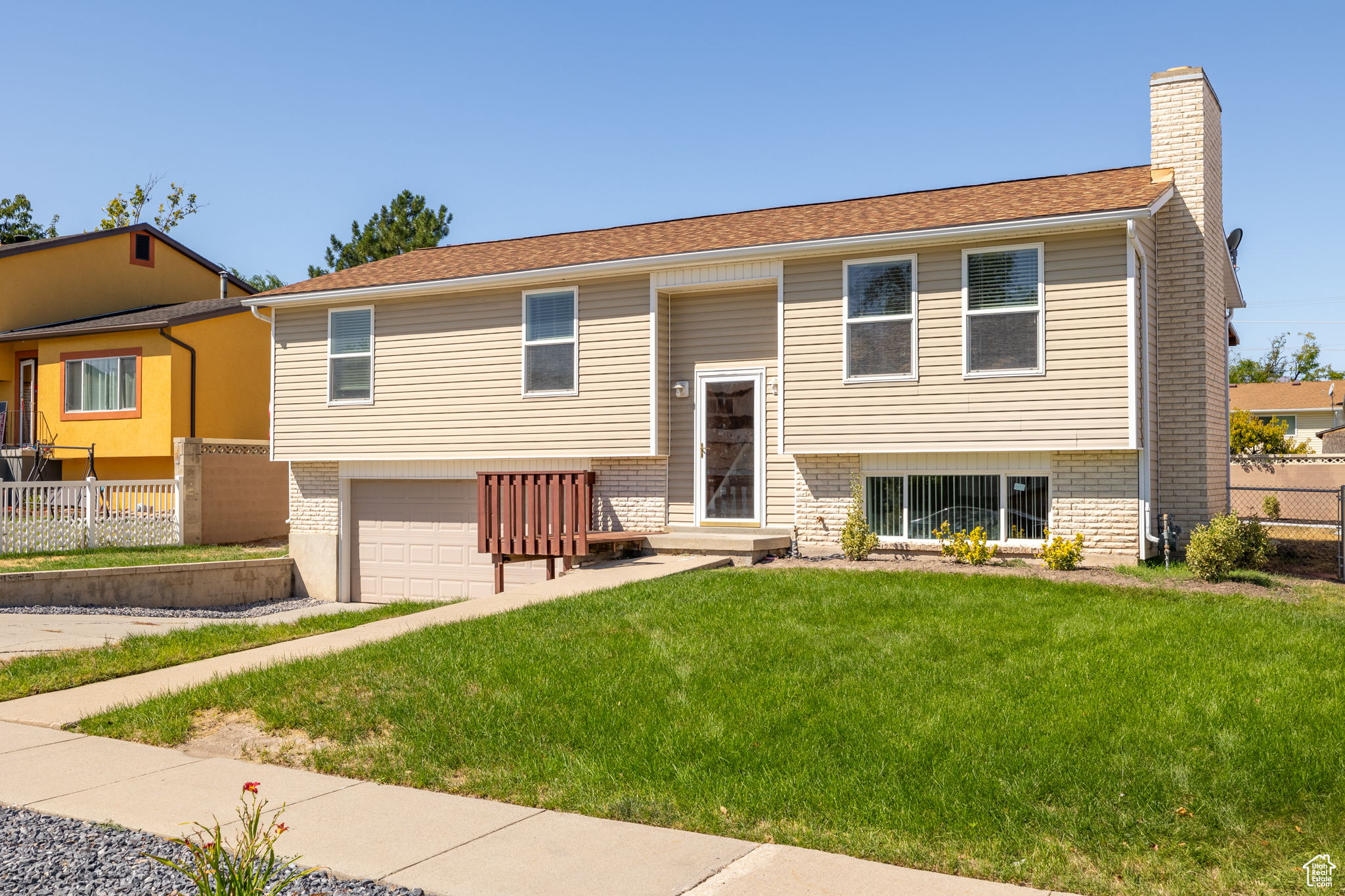 3380 S GREENMONT DR